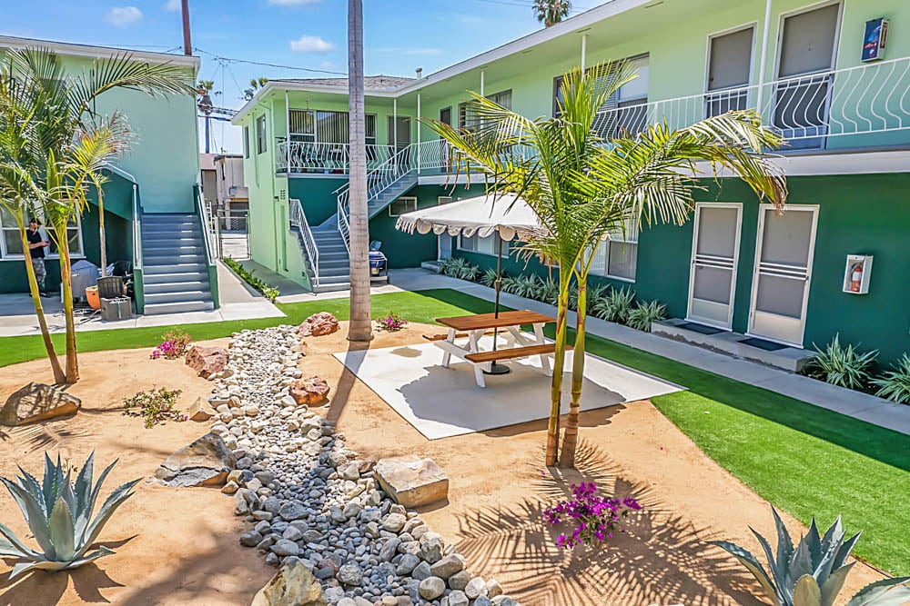 1212 E 3rd St, Long Beach, CA for Sale