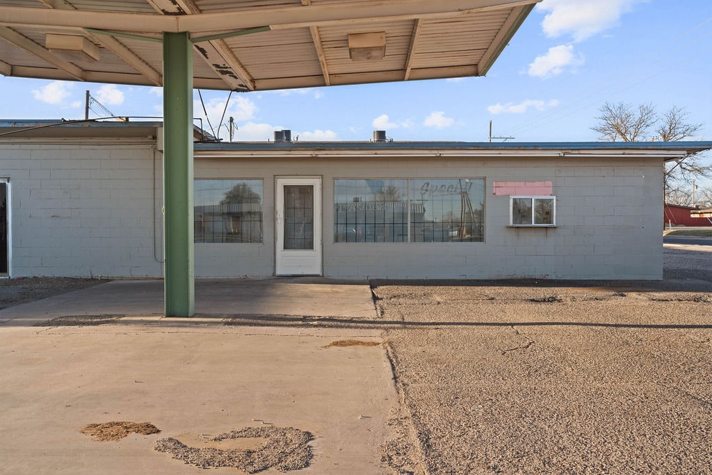 2167 50th St, Lubbock, TX for Sale