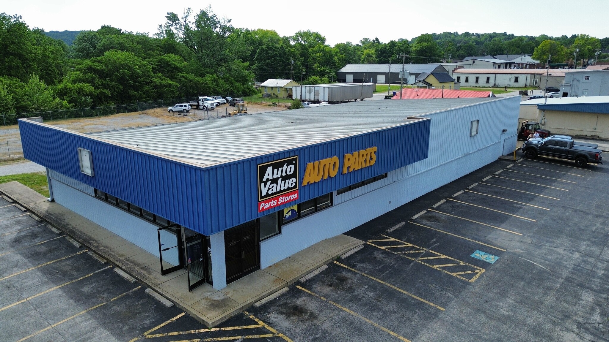 320 N Main St, Russellville, KY for Rent