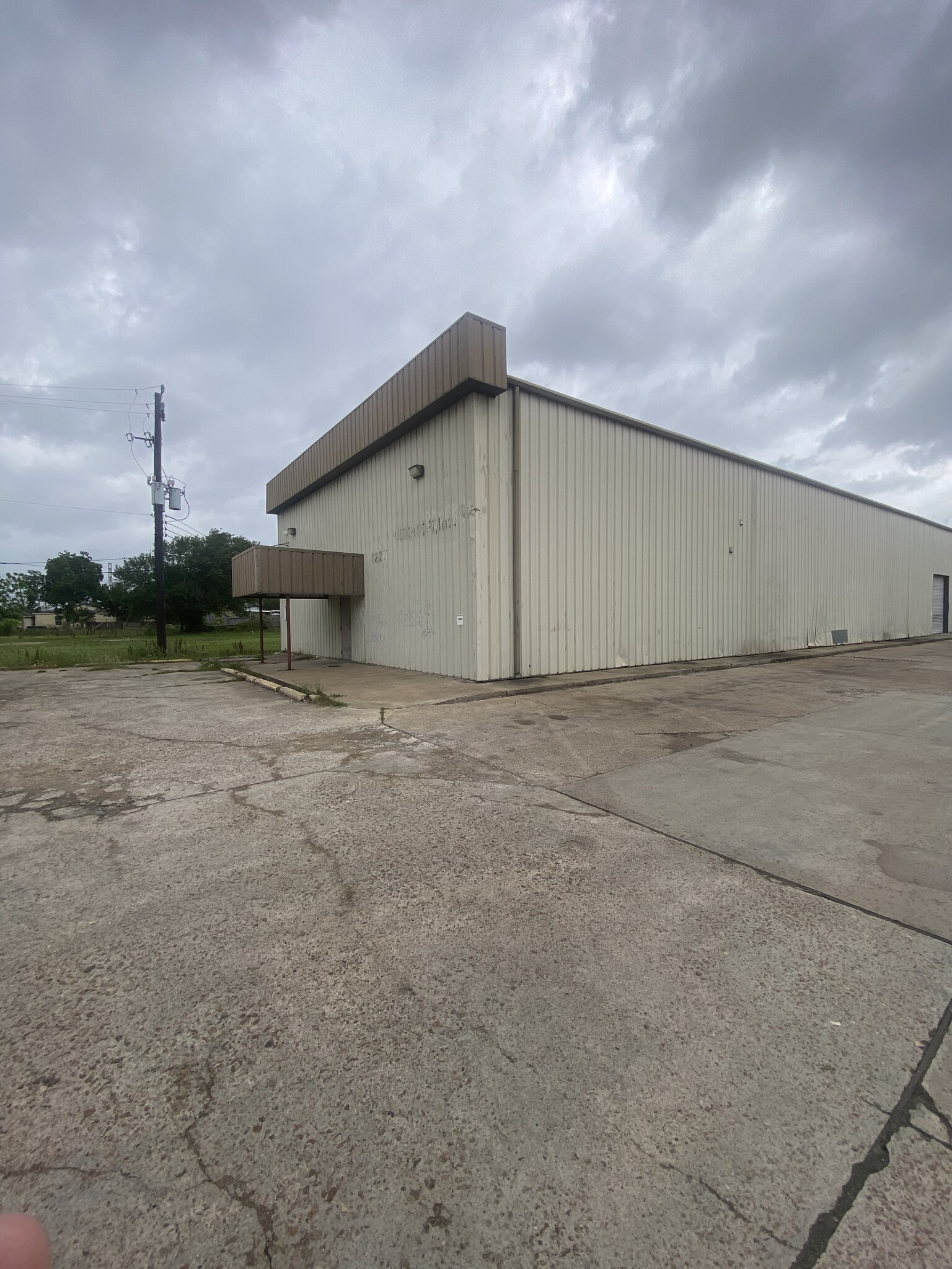 1225 Buschong St, Houston, TX for Rent