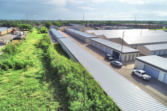 Corpus Christi, TX Self-Storage Facilities - 5849 Holly Rd