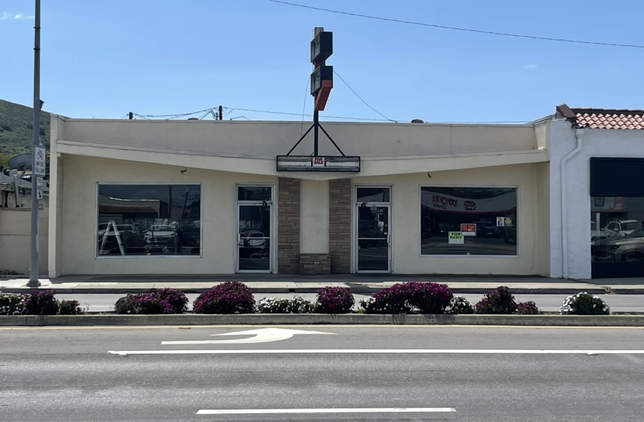 208-210 E Ocean Ave, Lompoc, CA for Sale