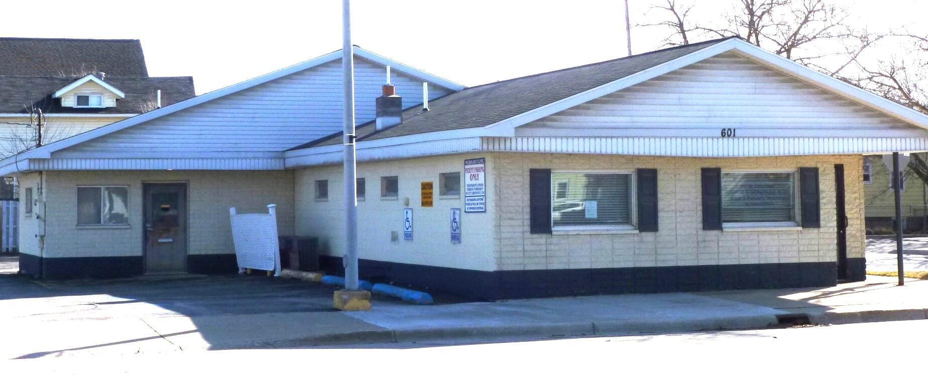 601 W Chisholm St, Alpena, MI for Sale