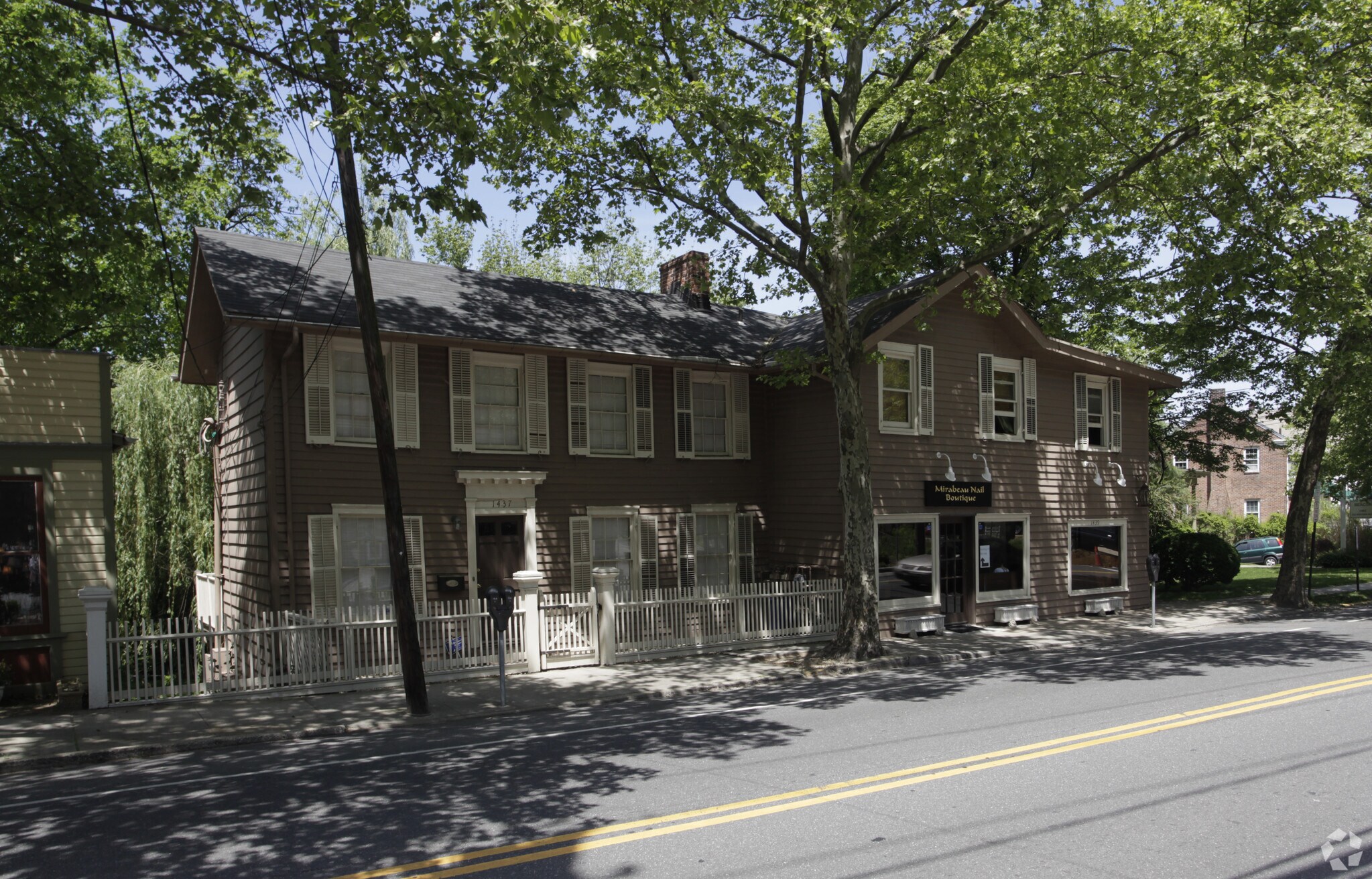 14371439 Old Northern Blvd Roslyn, NY 11576 Office Property for