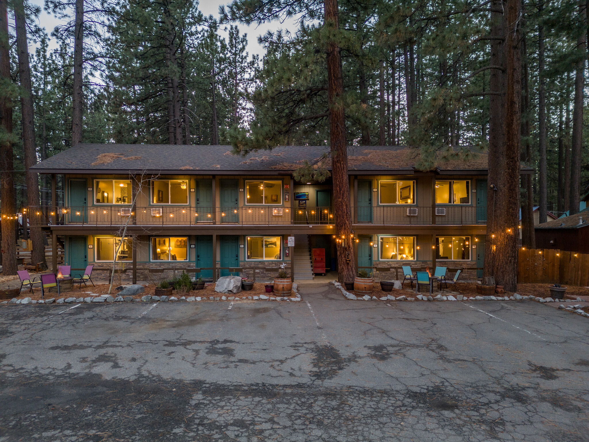 1072 Ski Run Blvd, South Lake Tahoe, CA for Sale