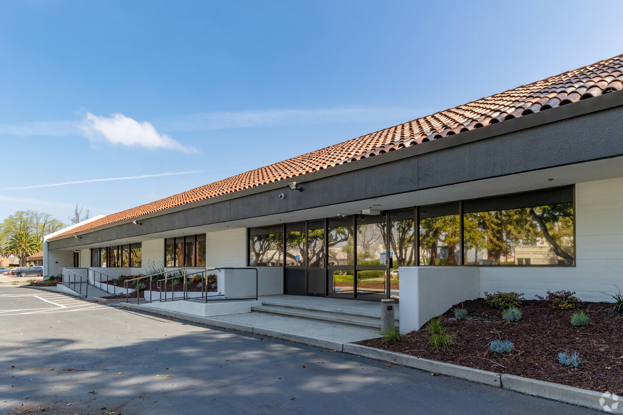 480-486 Mercury Dr, Sunnyvale, CA for Rent