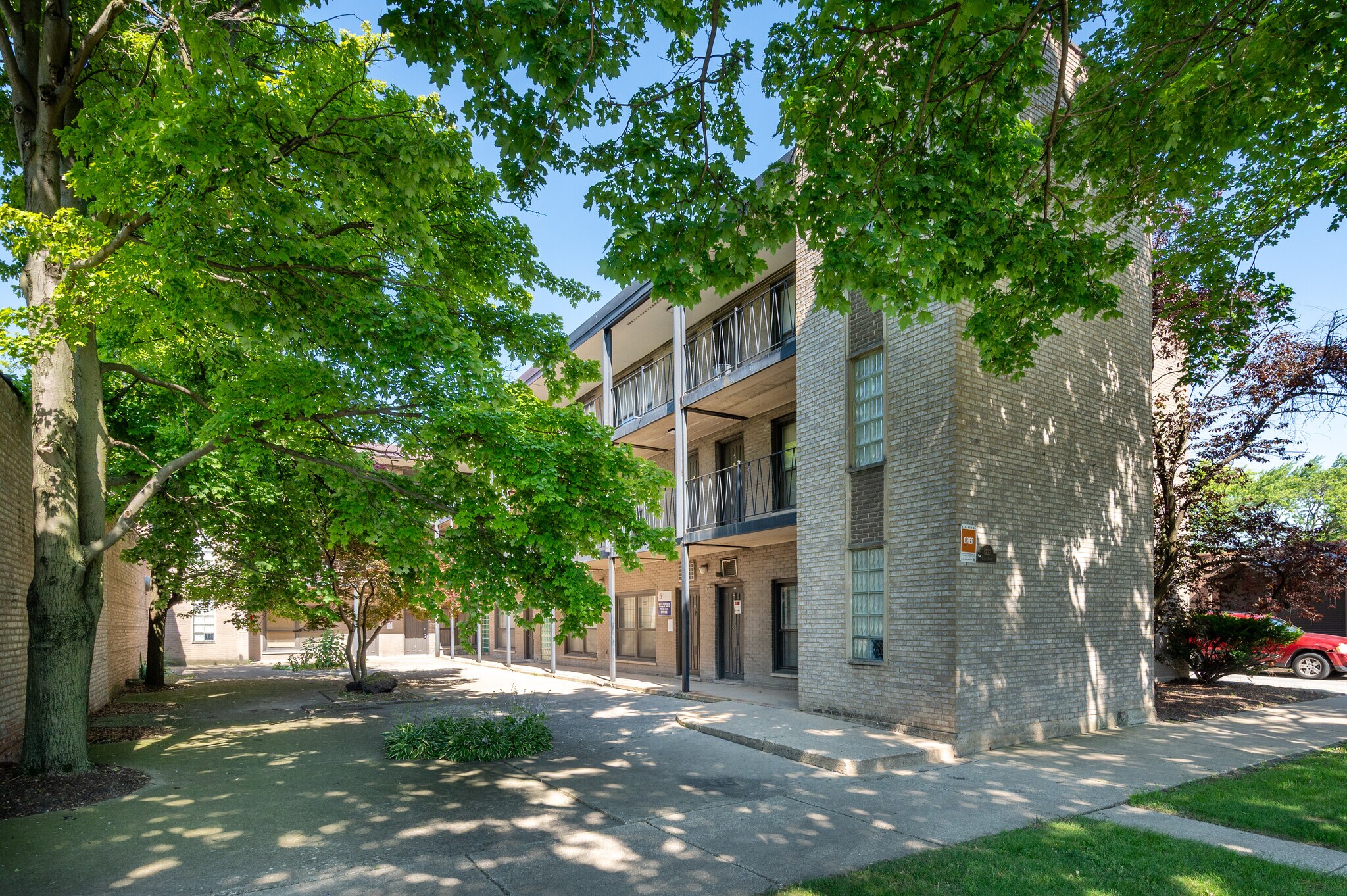 8222 S Martin Luther King Dr, Chicago, IL for Sale