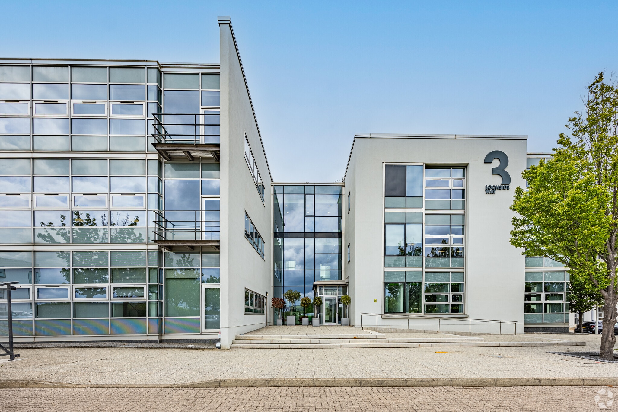 3 Lochside Way, Edinburgh, EDH for Rent