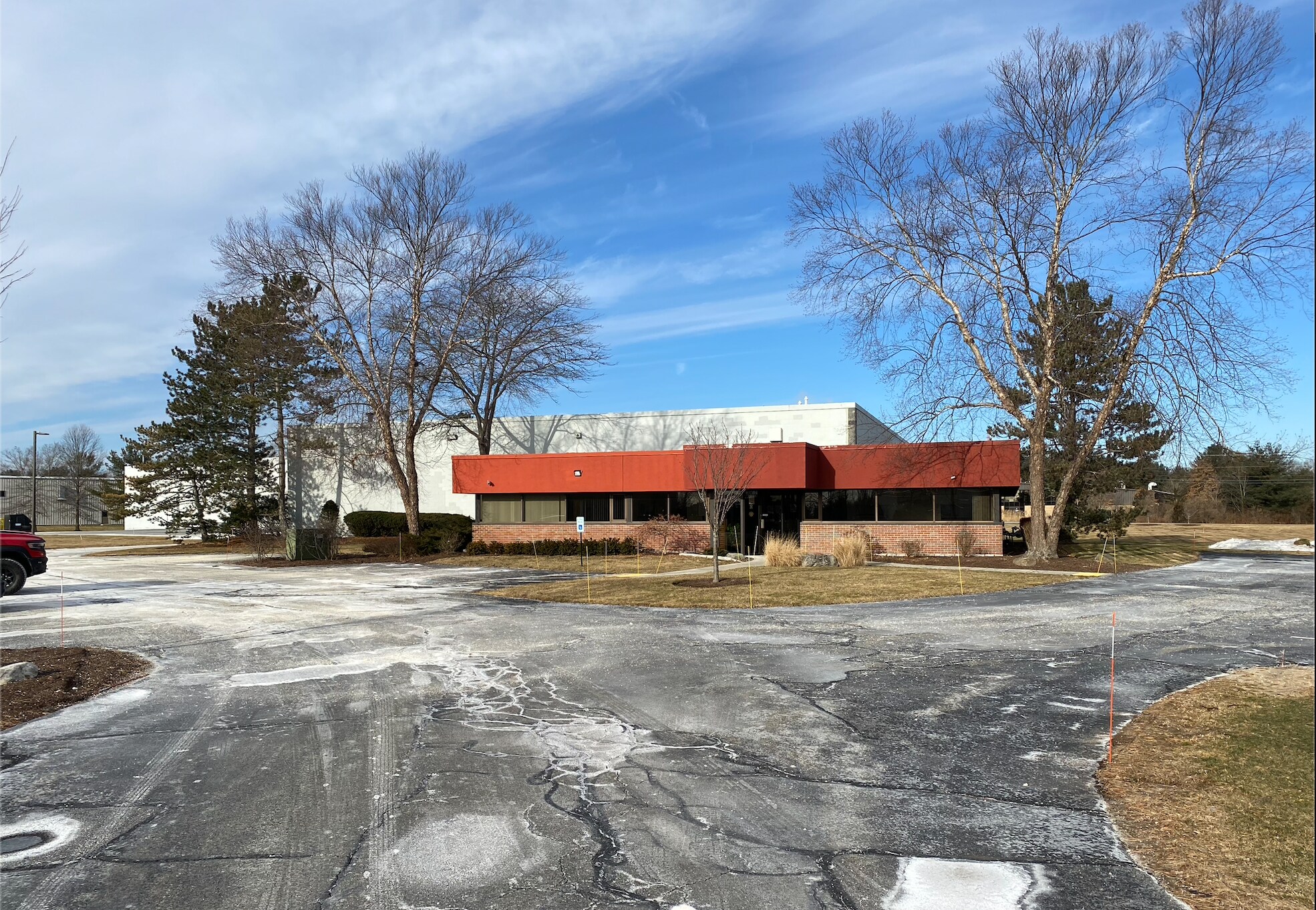 17 Malcolm Hoyt Dr Newburyport, MA 01950 Industrial Property for Sale