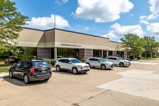 Johnston, IA Flex - 8101 Birchwood Ct