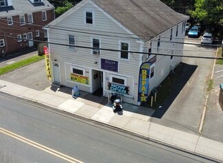 Manchester, CT Storefront Retail/Residential - 208 Spruce St
