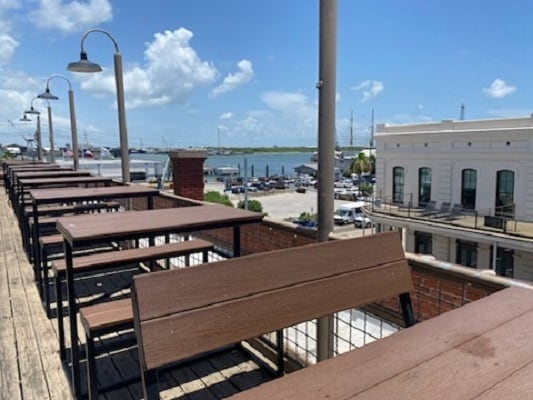 111 23rd St, Galveston, TX for Rent