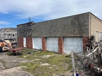 Donora, PA Auto Dealership - 998 McKean Ave