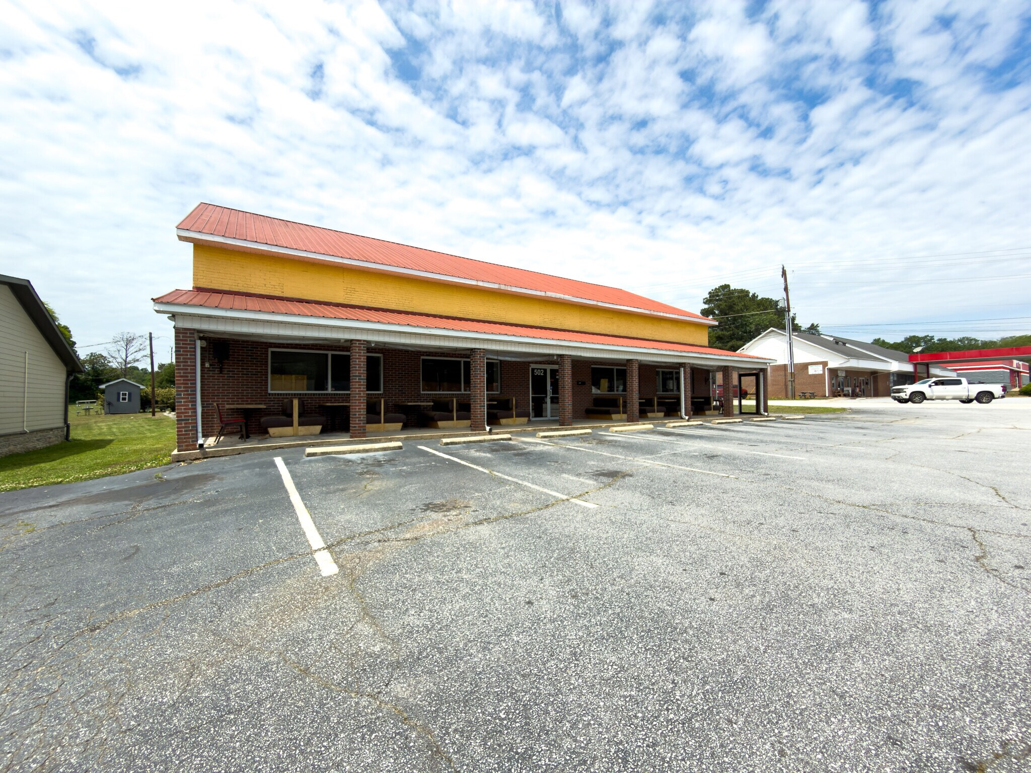 502 SE Main St, Simpsonville, SC for Sale
