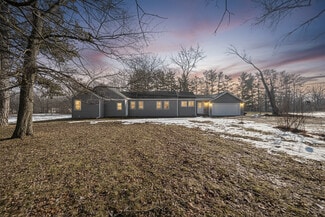 Holly, MI Office - 15087 N Holly Rd