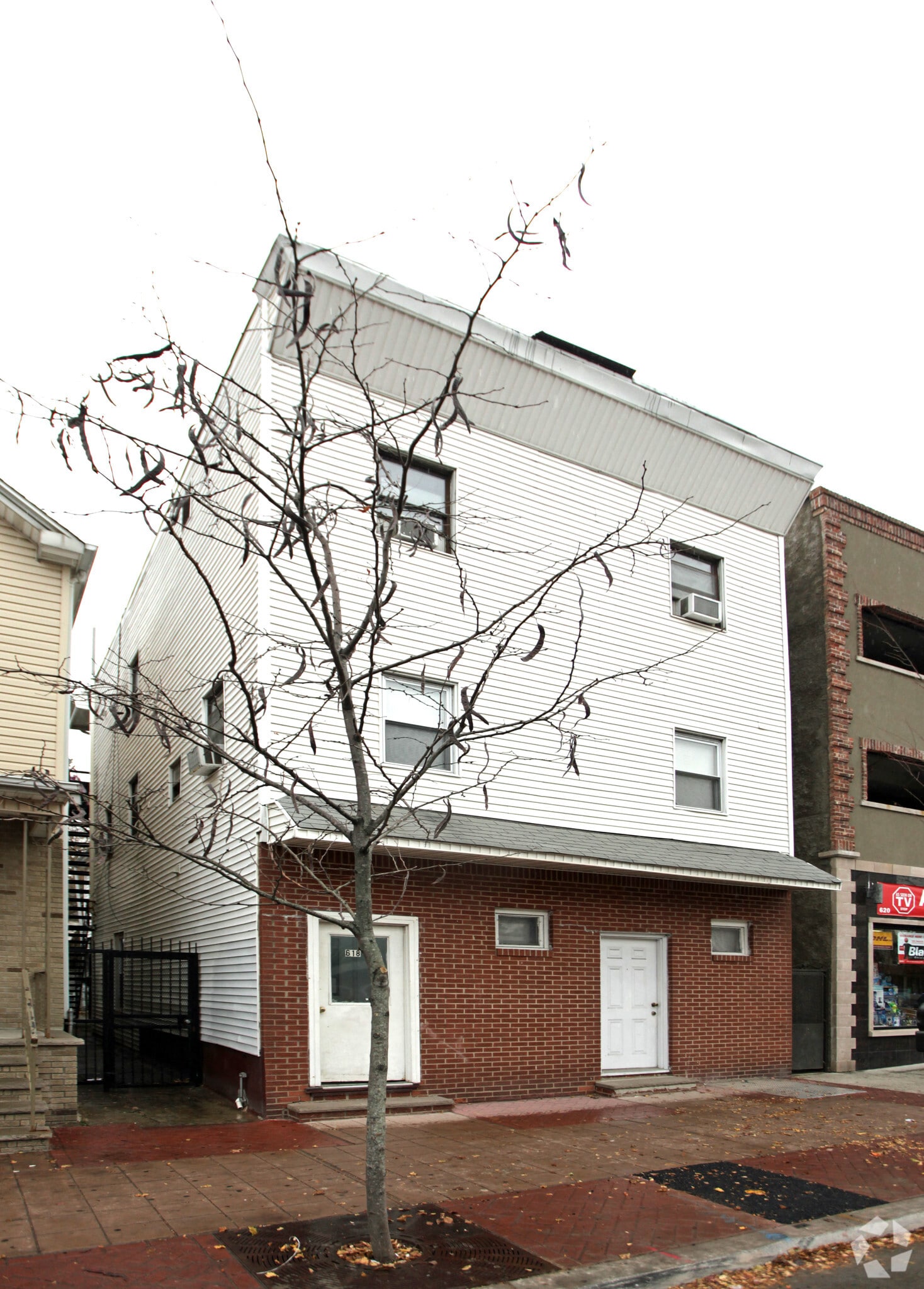 618 Elizabeth Ave, Elizabeth, NJ for Sale