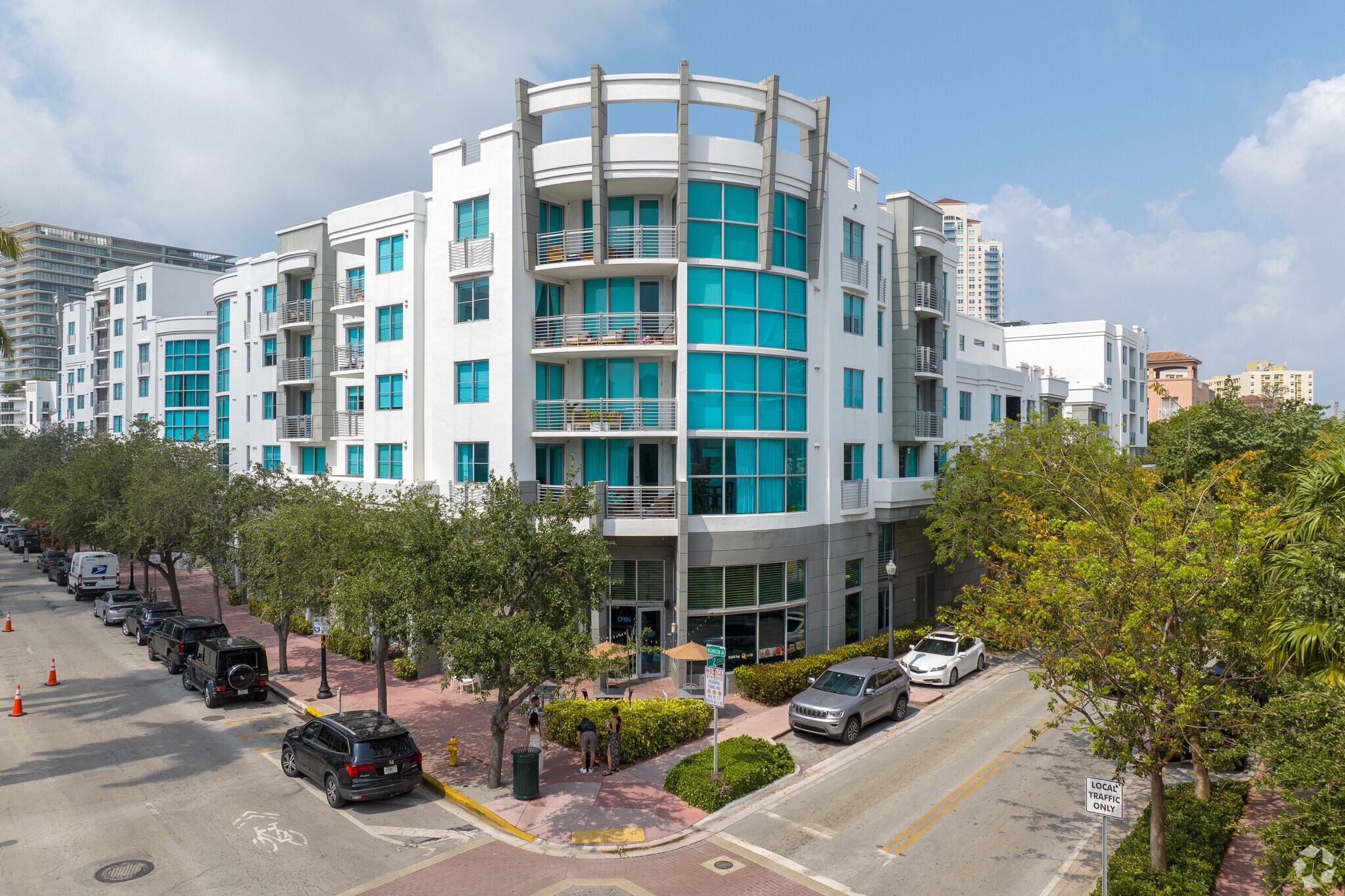 110 Washington Ave, Miami Beach, FL for Rent