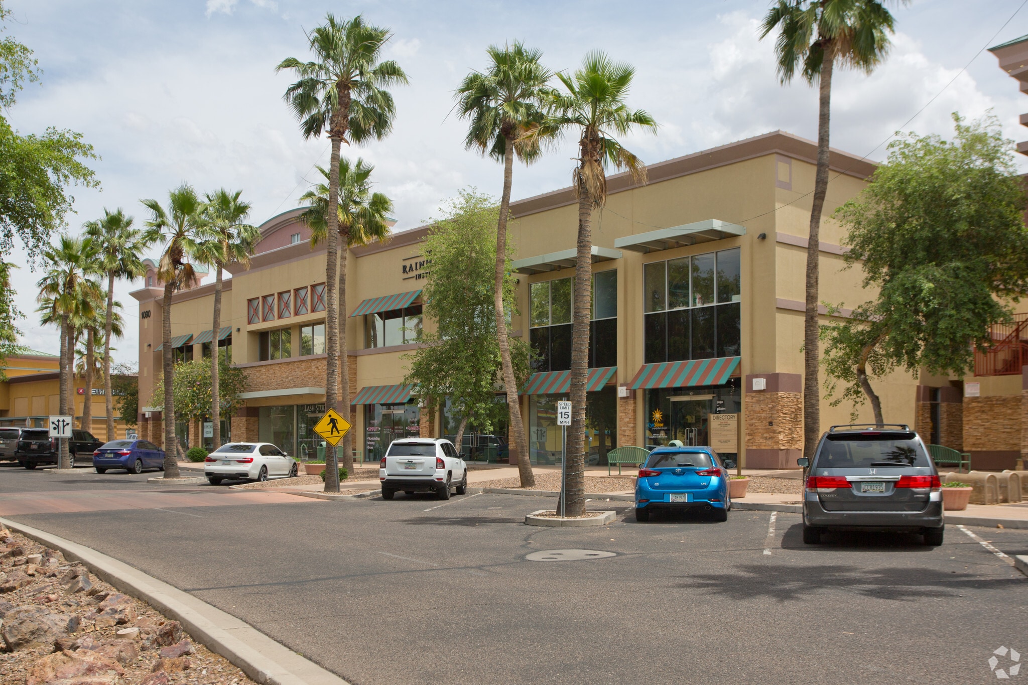 1110-1166 S Gilbert Rd, Gilbert, AZ for Rent