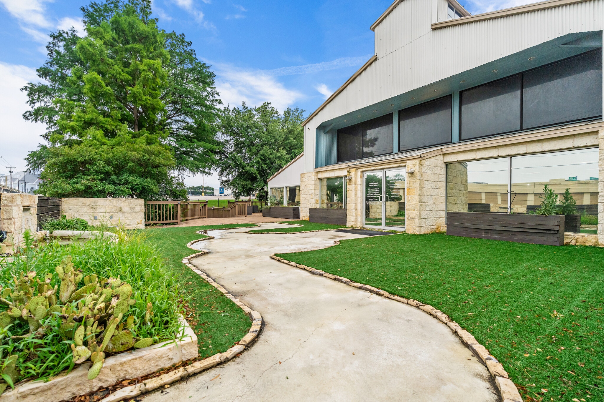 7710 W IH-10, San Antonio, TX for Sale