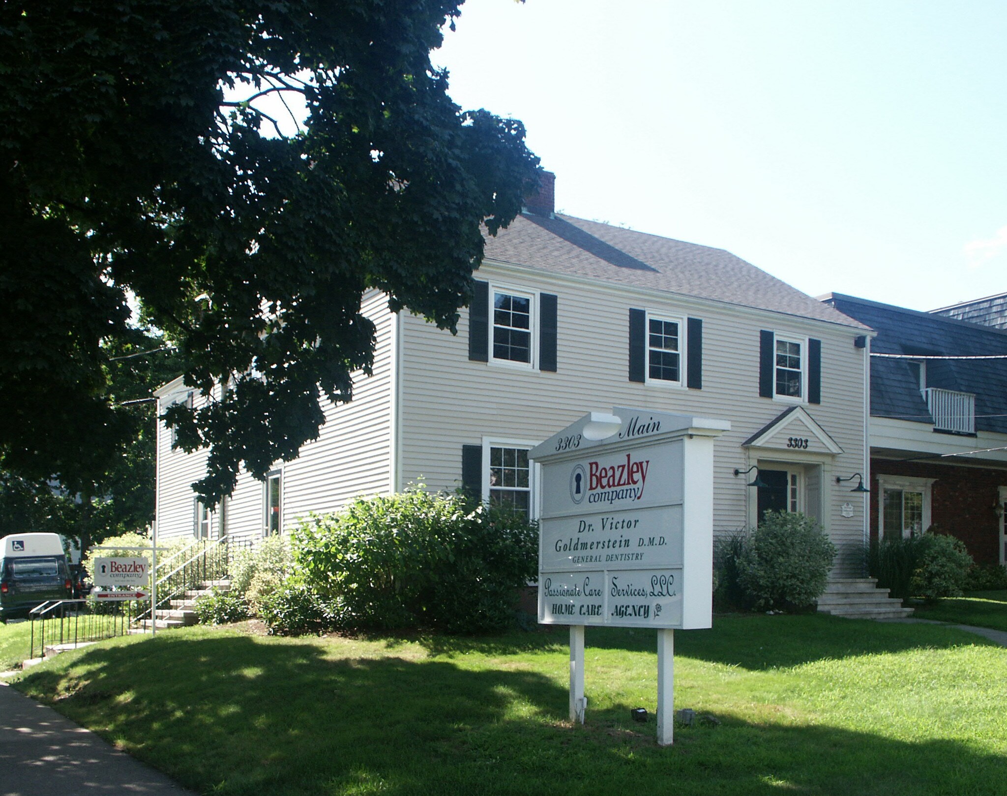 3303 Main St, Stratford, CT for Rent