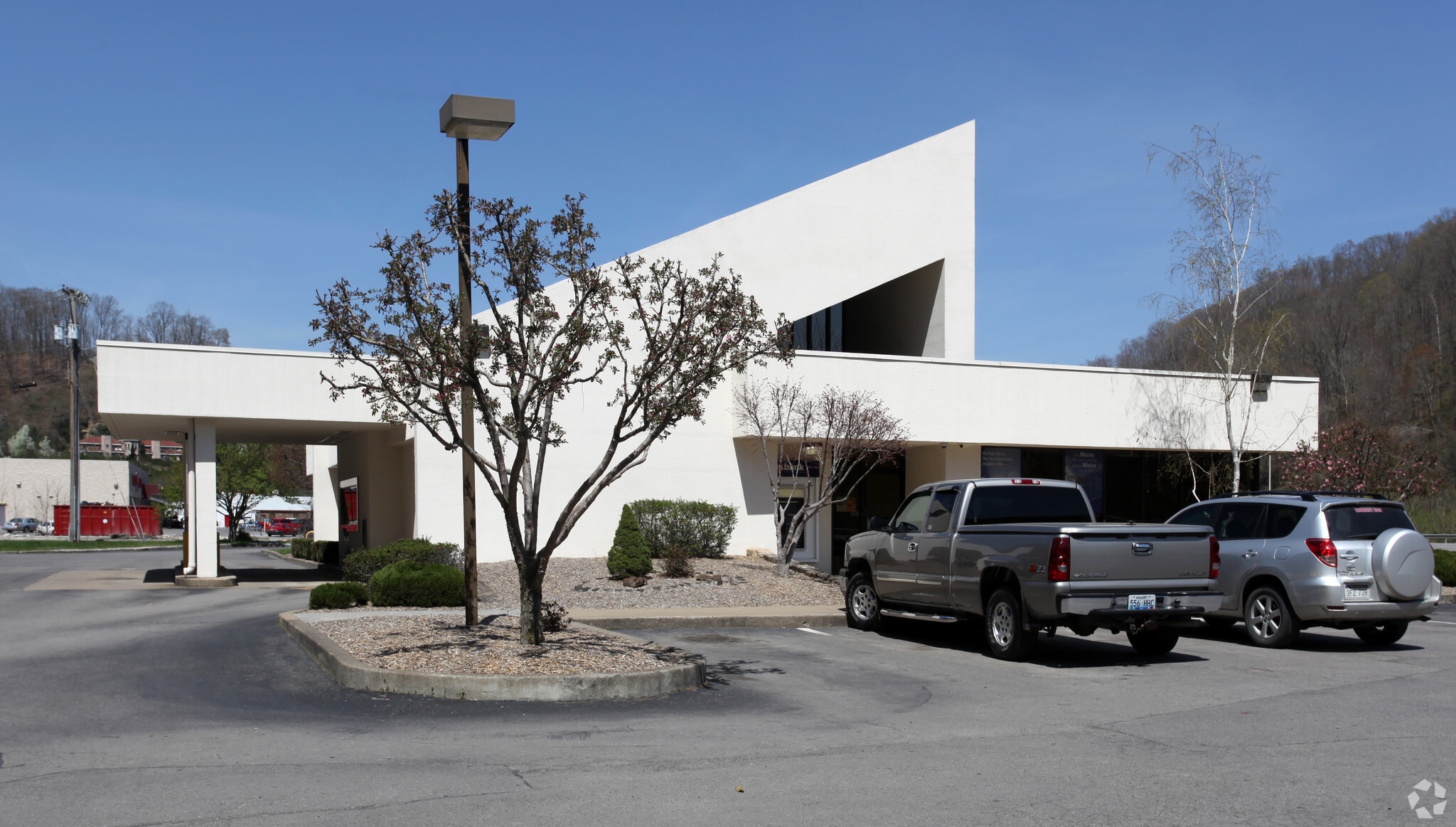 27989 Us Highway 119, South Williamson, KY for Sale