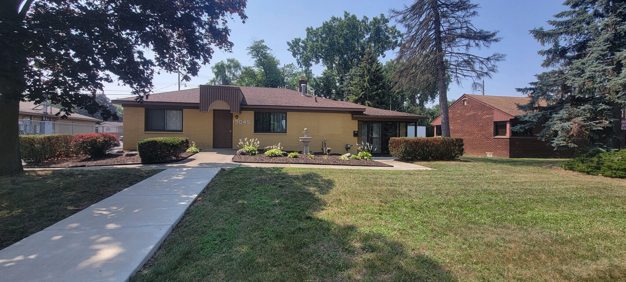 19045 W 10 Mile Rd, Southfield, MI for Sale