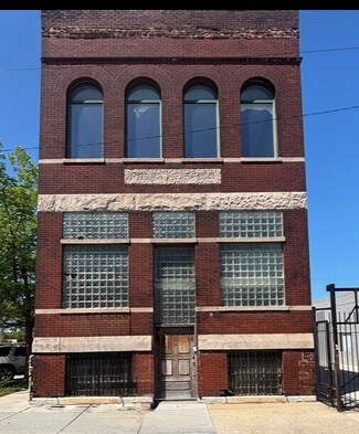 Chicago, IL Office - 1312 W North Ave