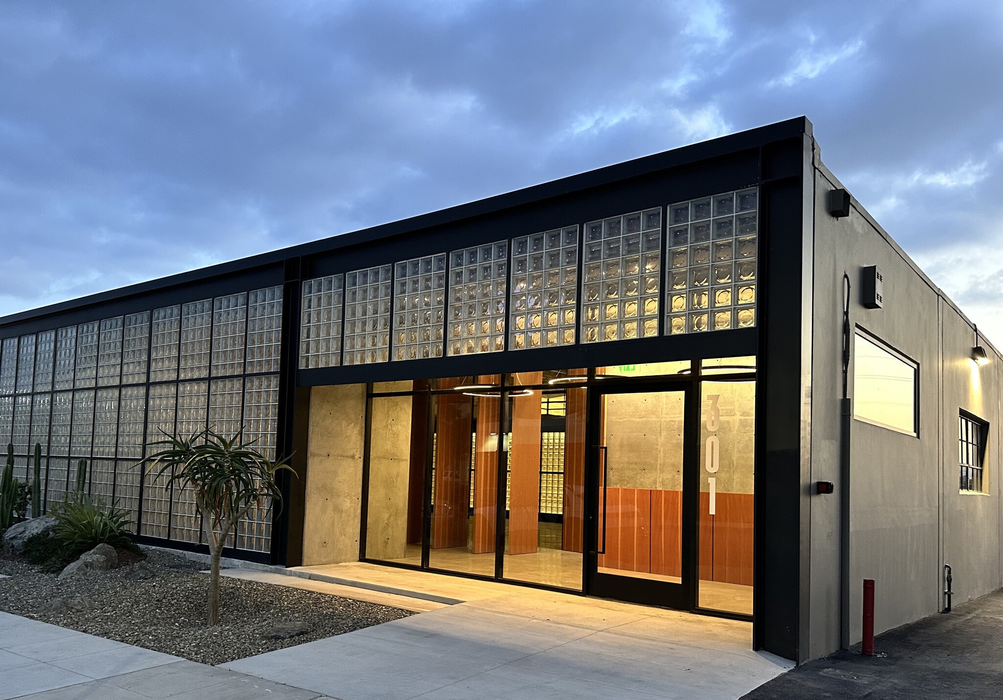 301 S Flower St, Burbank, CA for Sale