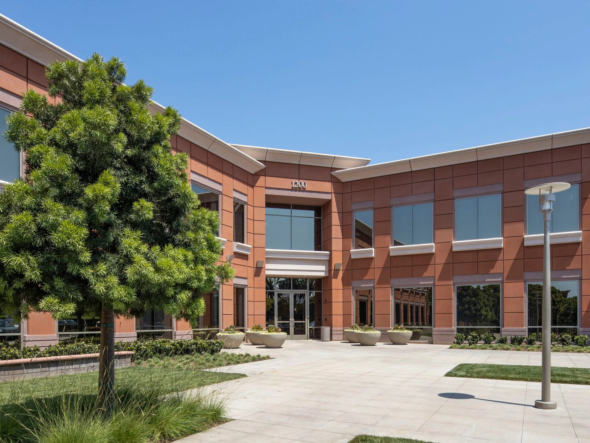 23 Corporate Plaza Dr, Newport Beach, CA for Rent