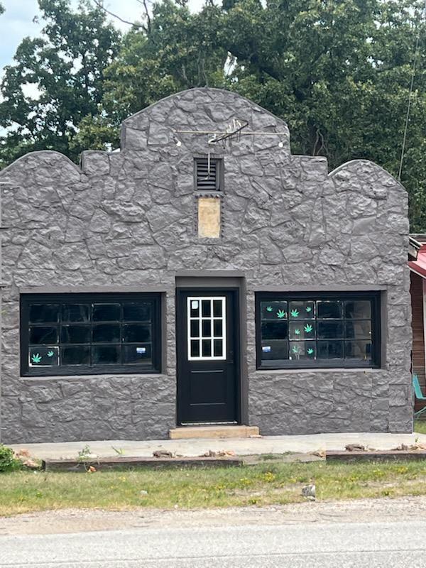 130 Main St, Disney, OK for Sale