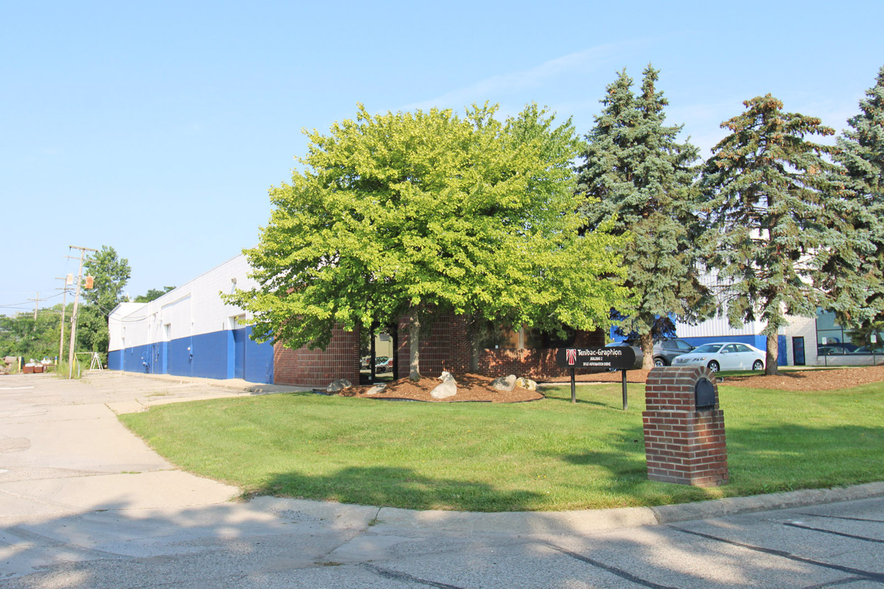 35127 Automation Dr, Clinton Township, MI for Rent