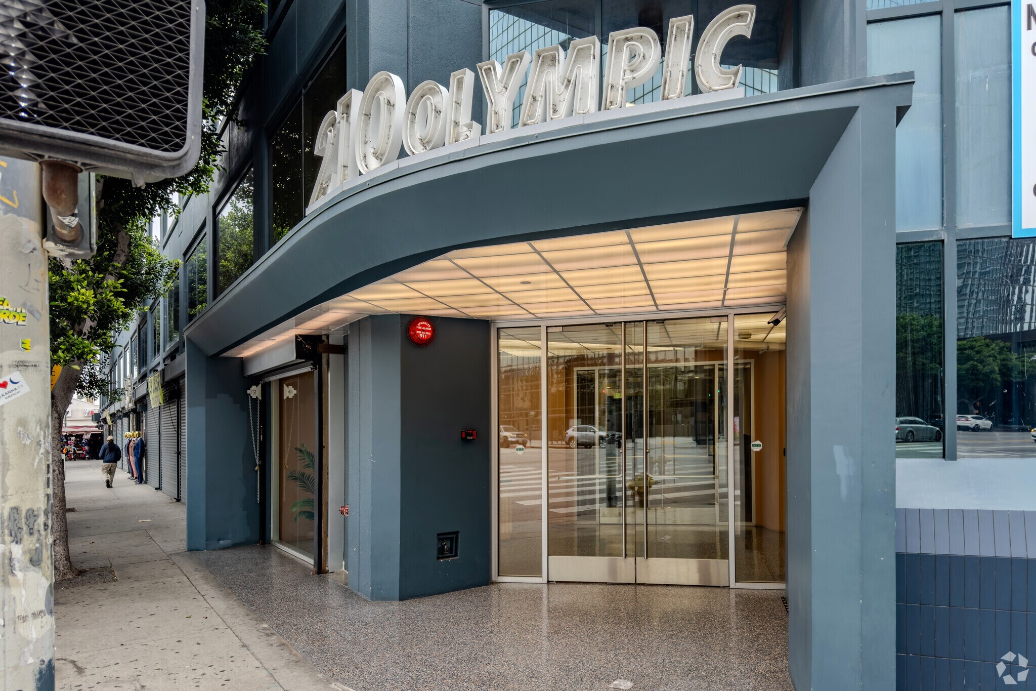 210 E Olympic Blvd, Los Angeles, CA for Rent