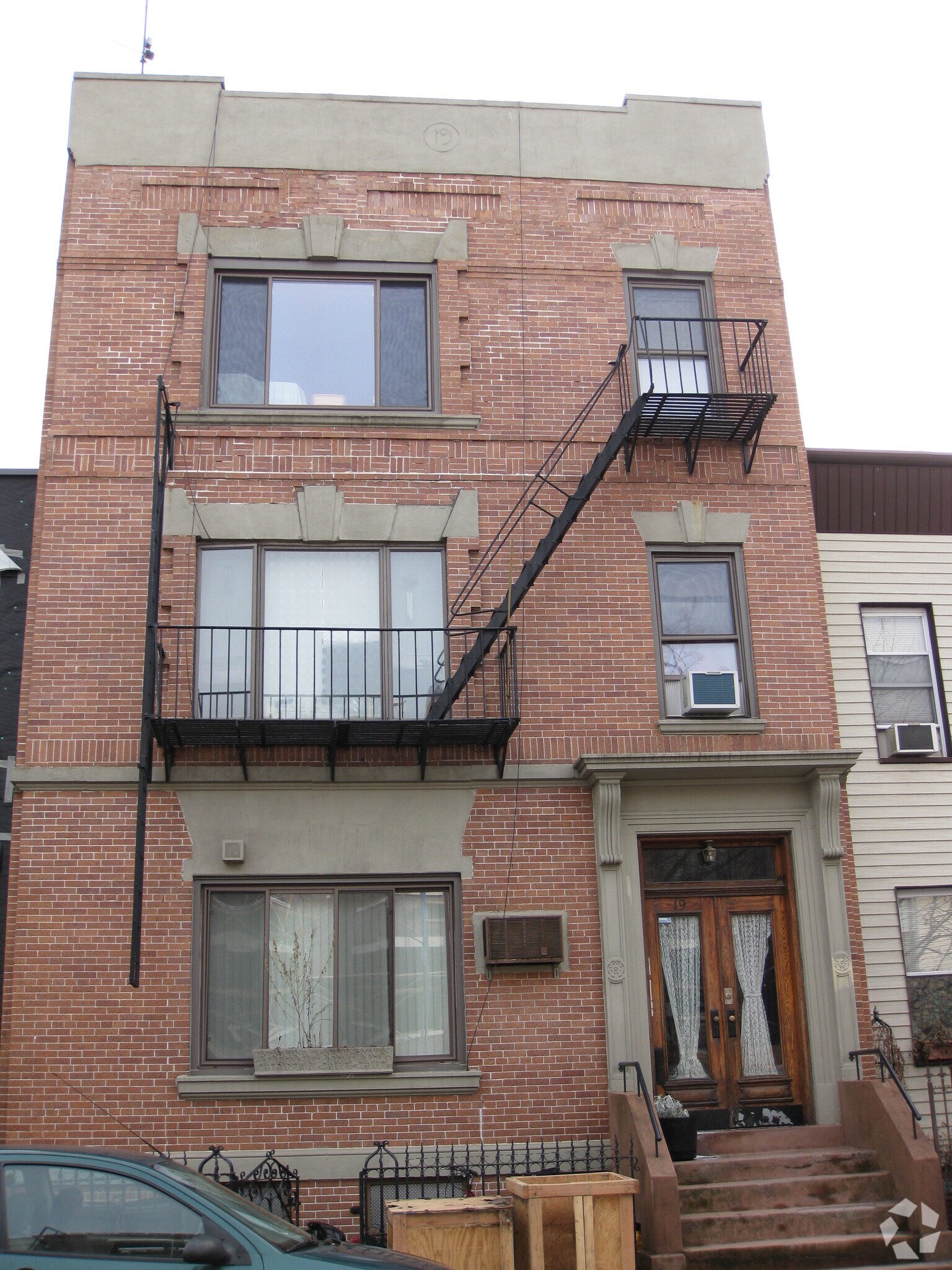 19 Jackson Pl, Brooklyn, NY for Sale