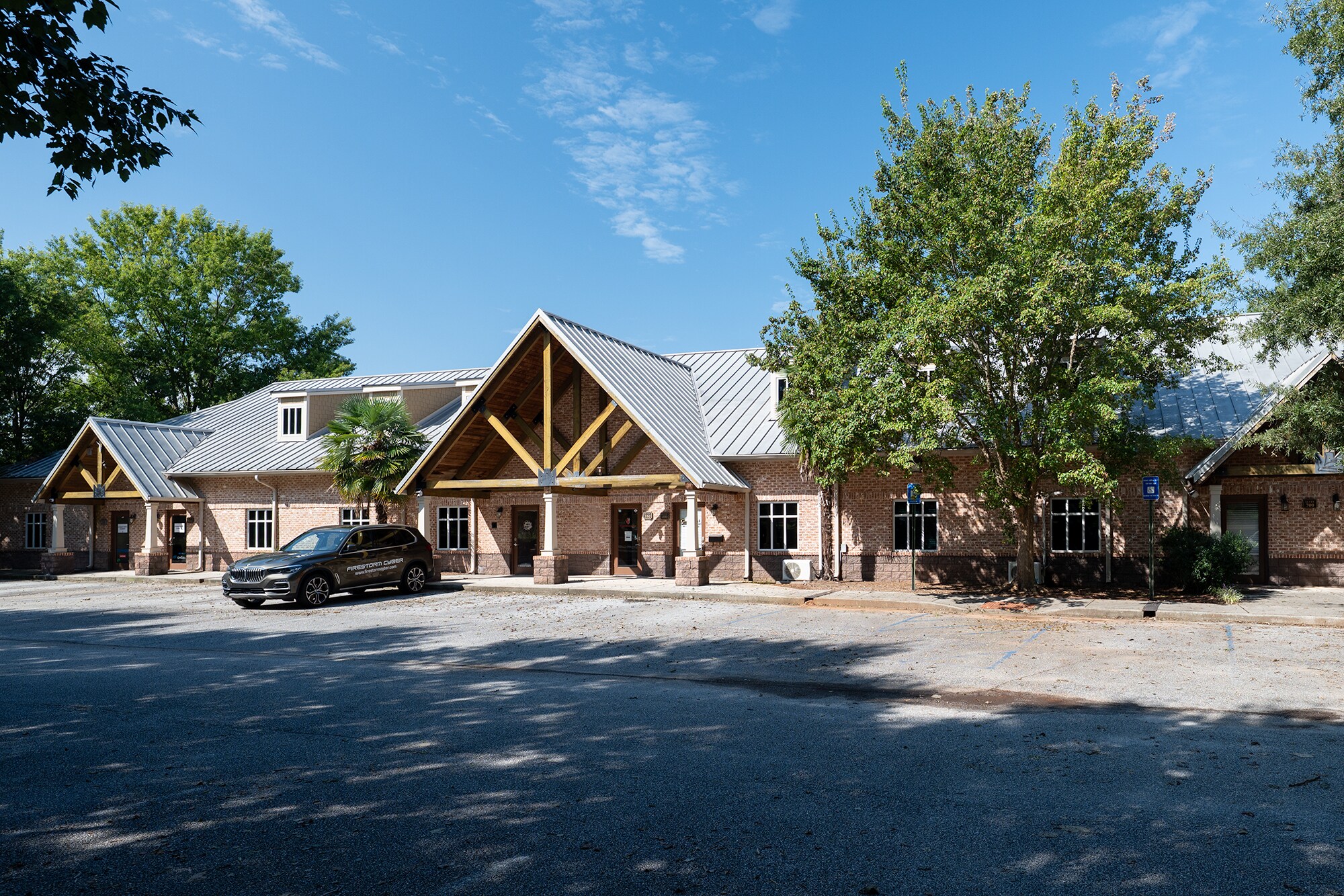 1020 Garland Dr, Bogart, GA for Sale