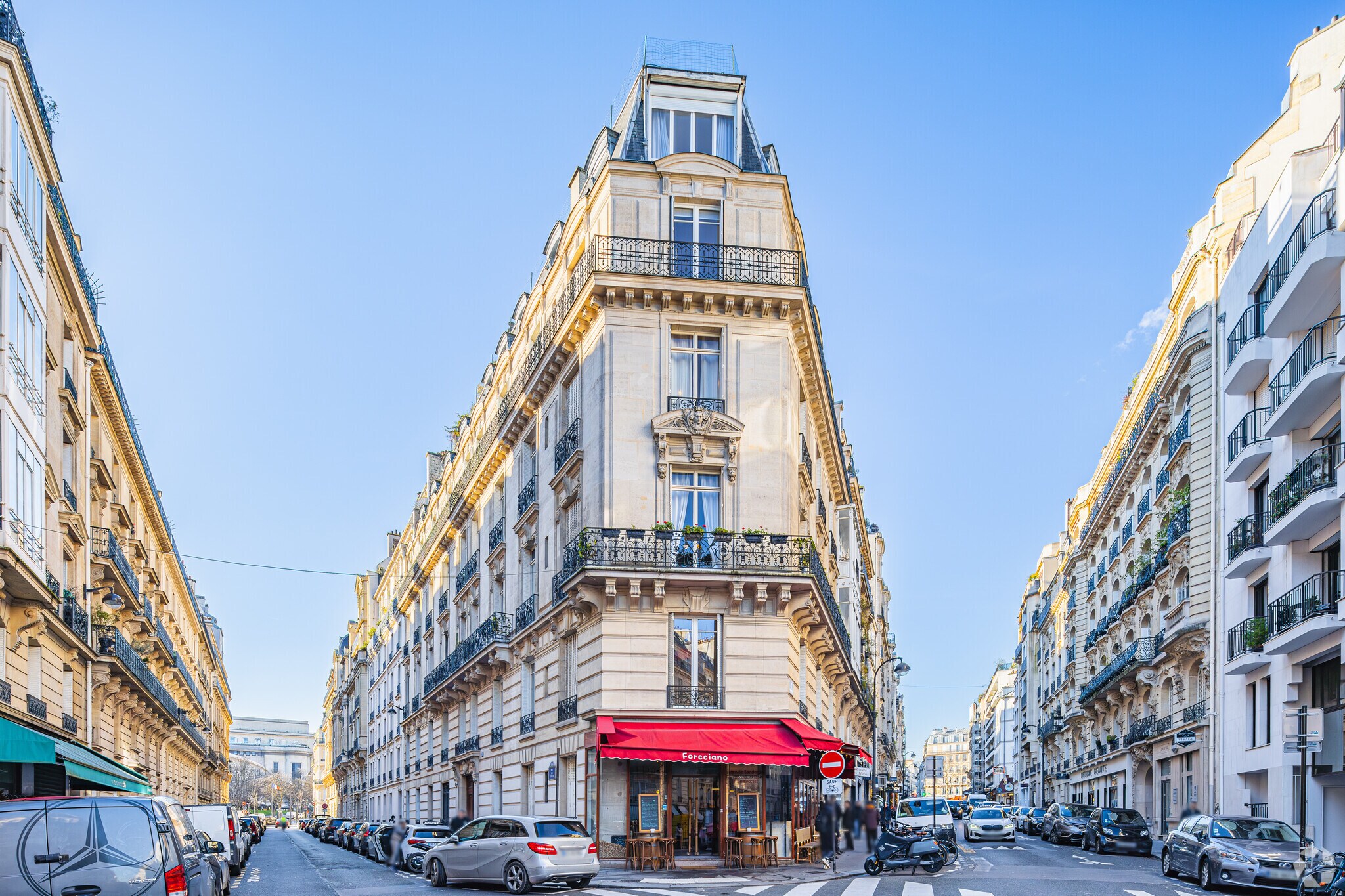 30 Rue De Lubeck, Paris, PAR for Rent