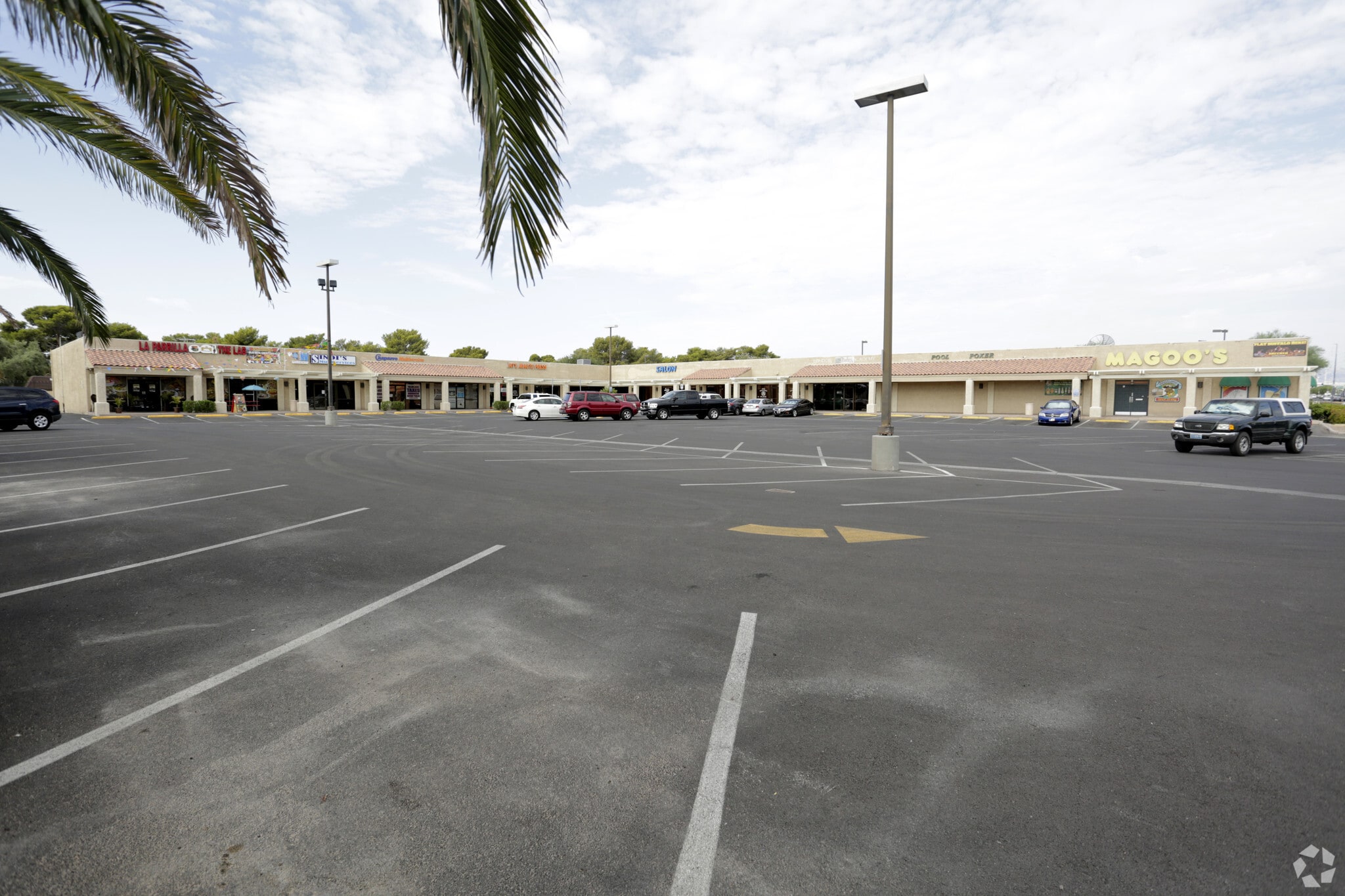 2585 E Flamingo Rd, Las Vegas, NV for Rent