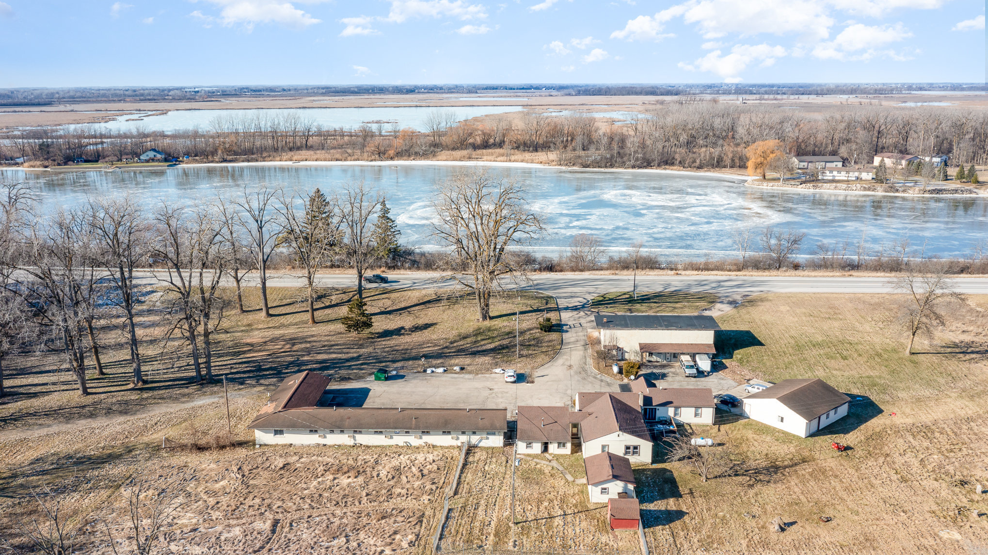 2117 S River Rd, Bay City, MI for Sale