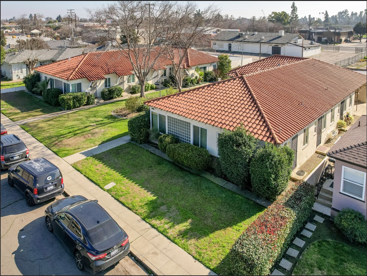 543 W Hammond Ave, Fresno, CA for Sale