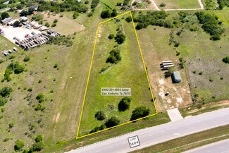 Elmendorf, TX Commercial Land - 4390 E Loop 1604