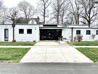 Centralia, IL Churches - 104 N Pine St