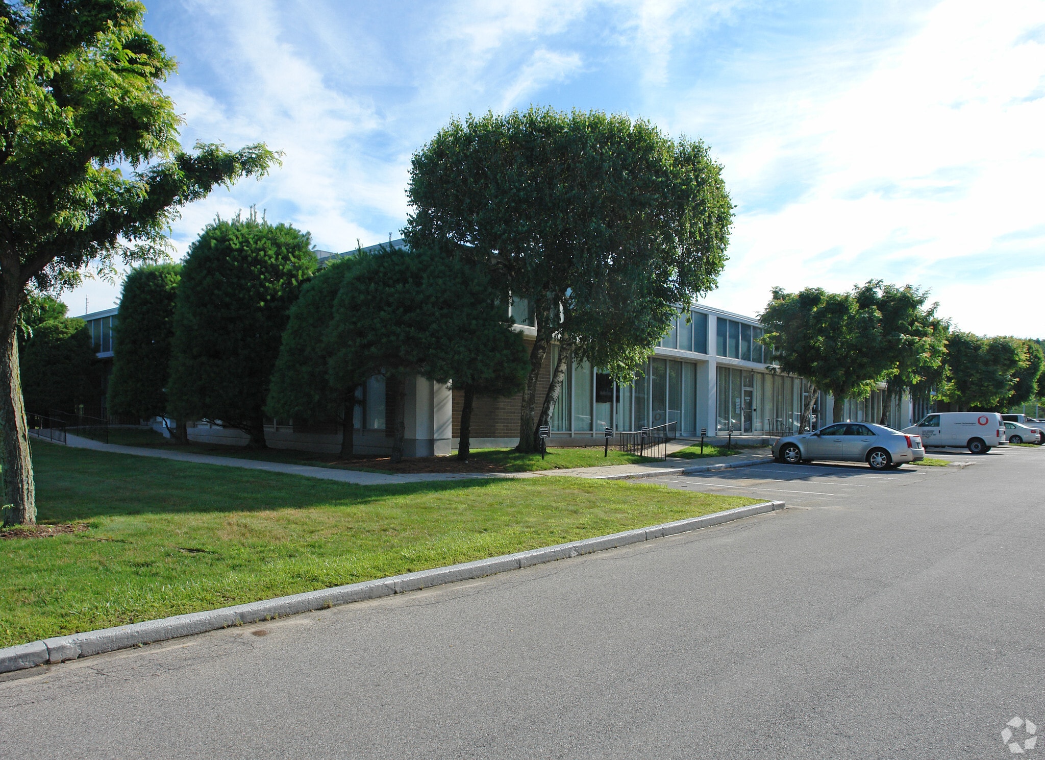 6 Westchester Plz, Elmsford, NY for Rent