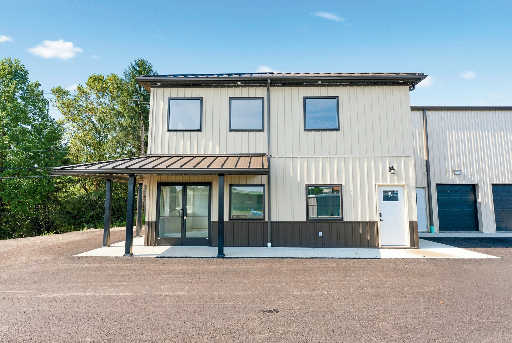 1145 Airport Rd, Fairmont, WV for Rent
