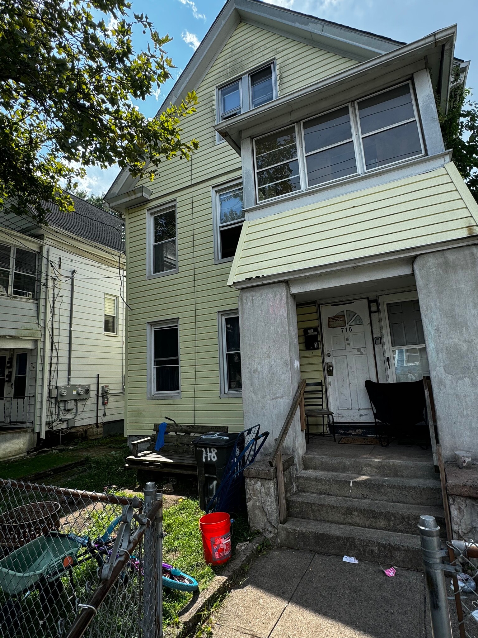 718 Winchester Ave, New Haven, CT for Sale