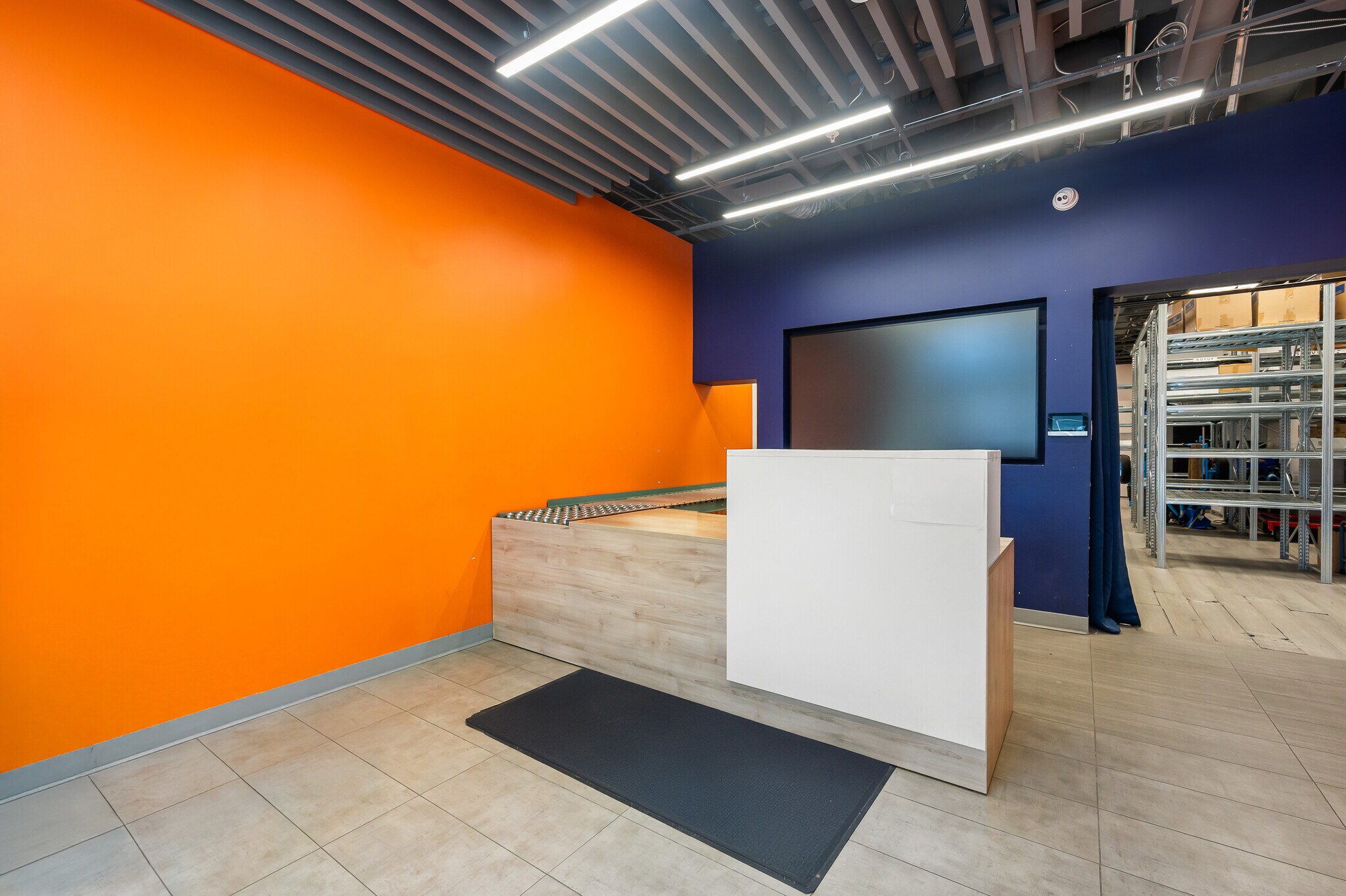 109 2nd Av W, Vancouver, BC for Rent