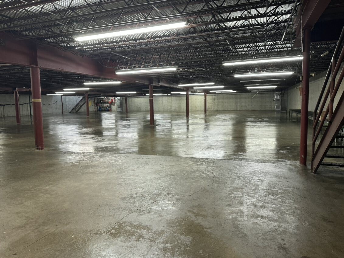 10915 W Kellogg St, Wichita, KS for Rent