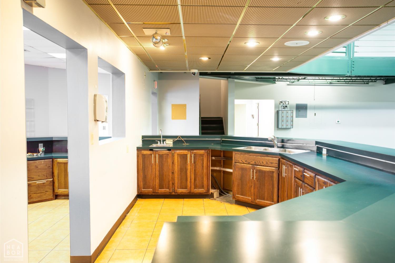 2617 Phillips Dr, Jonesboro, AR for Sale