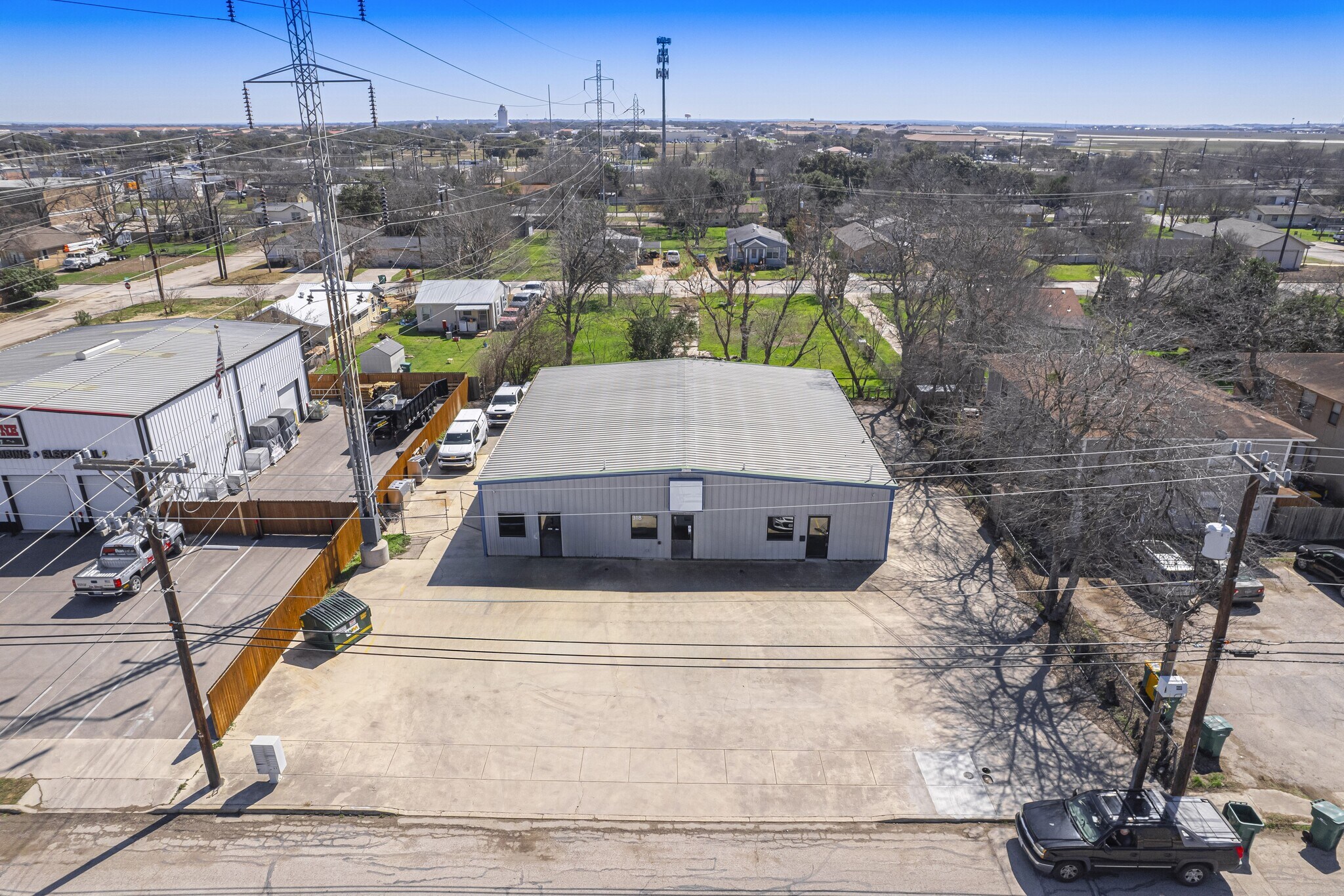 318 W Byrd Blvd, Universal City, TX for Sale
