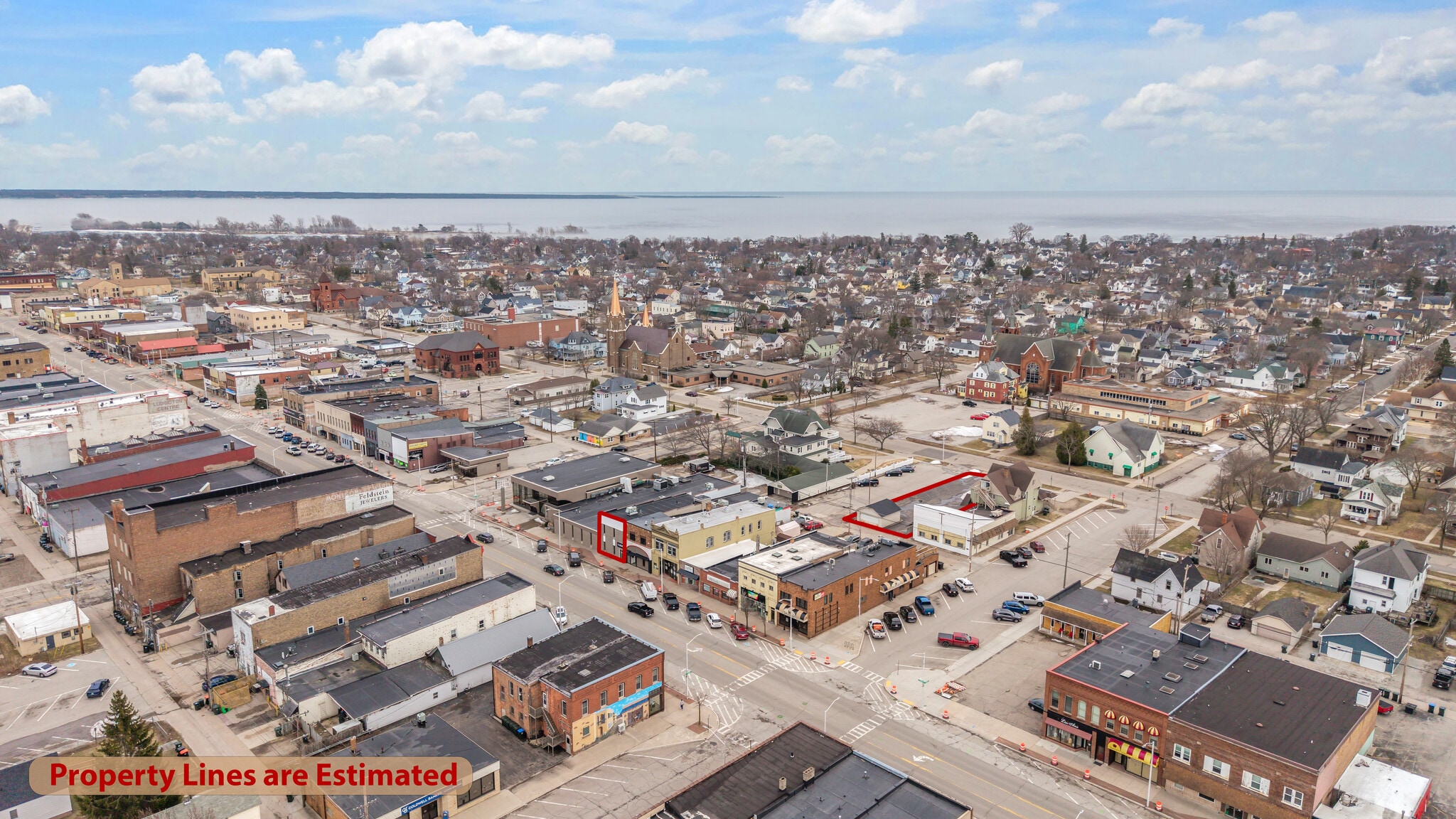 1211 Ludington St, Escanaba, MI for Sale