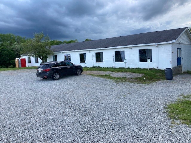 2006 Mount Pleasant Rd, Greensburg, PA for Sale