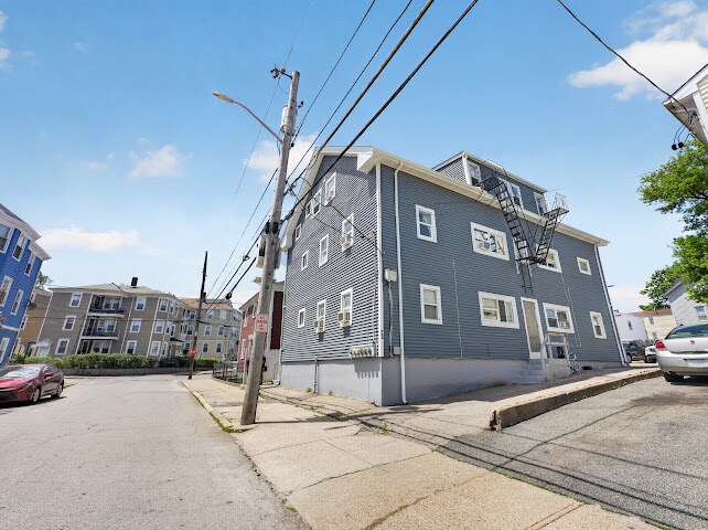 29 Mowry St, Central Falls, RI for Sale